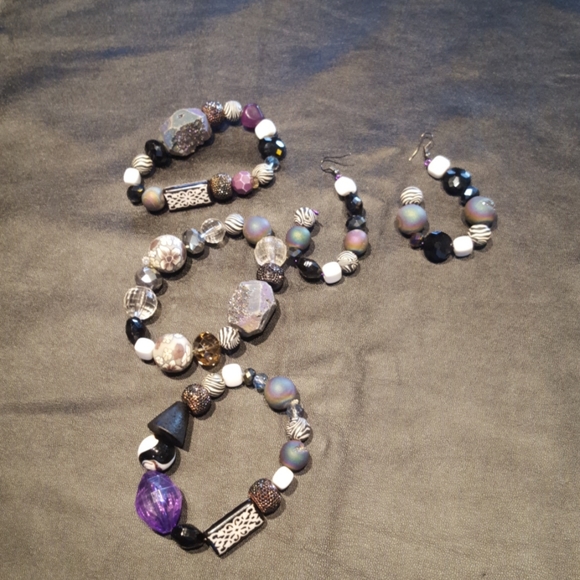 Handmade Earrings and Bracelets - Picture 4 of 4